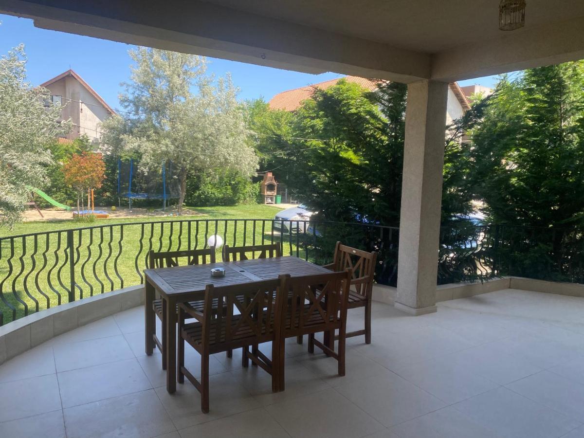 Breeze Villa Mamaia Nord Неводарі Екстер'єр фото
